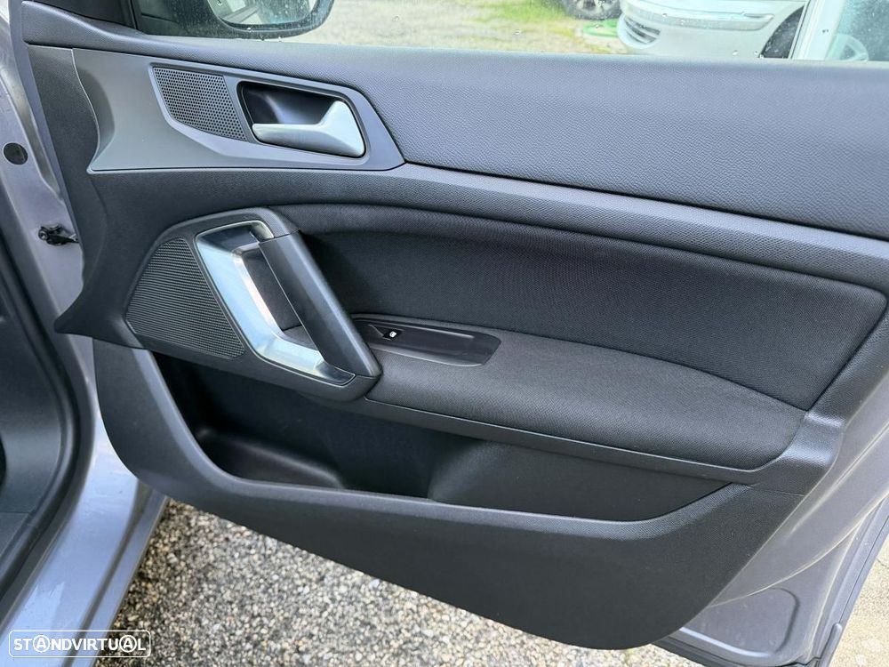 Peugeot 308 1.6 BlueHDi Allure - 22