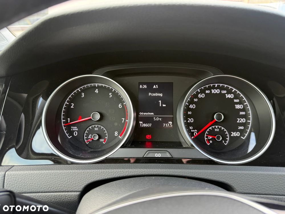 Volkswagen Golf 1.4 TSI Sound - 28