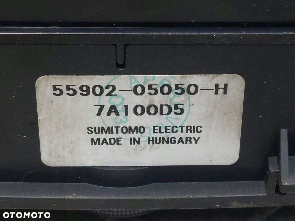 RADIO ODTWARZACZ + PANEL NAWIEWU + RAMKA + ZMIENIARKA AVENSIS T25 - 5