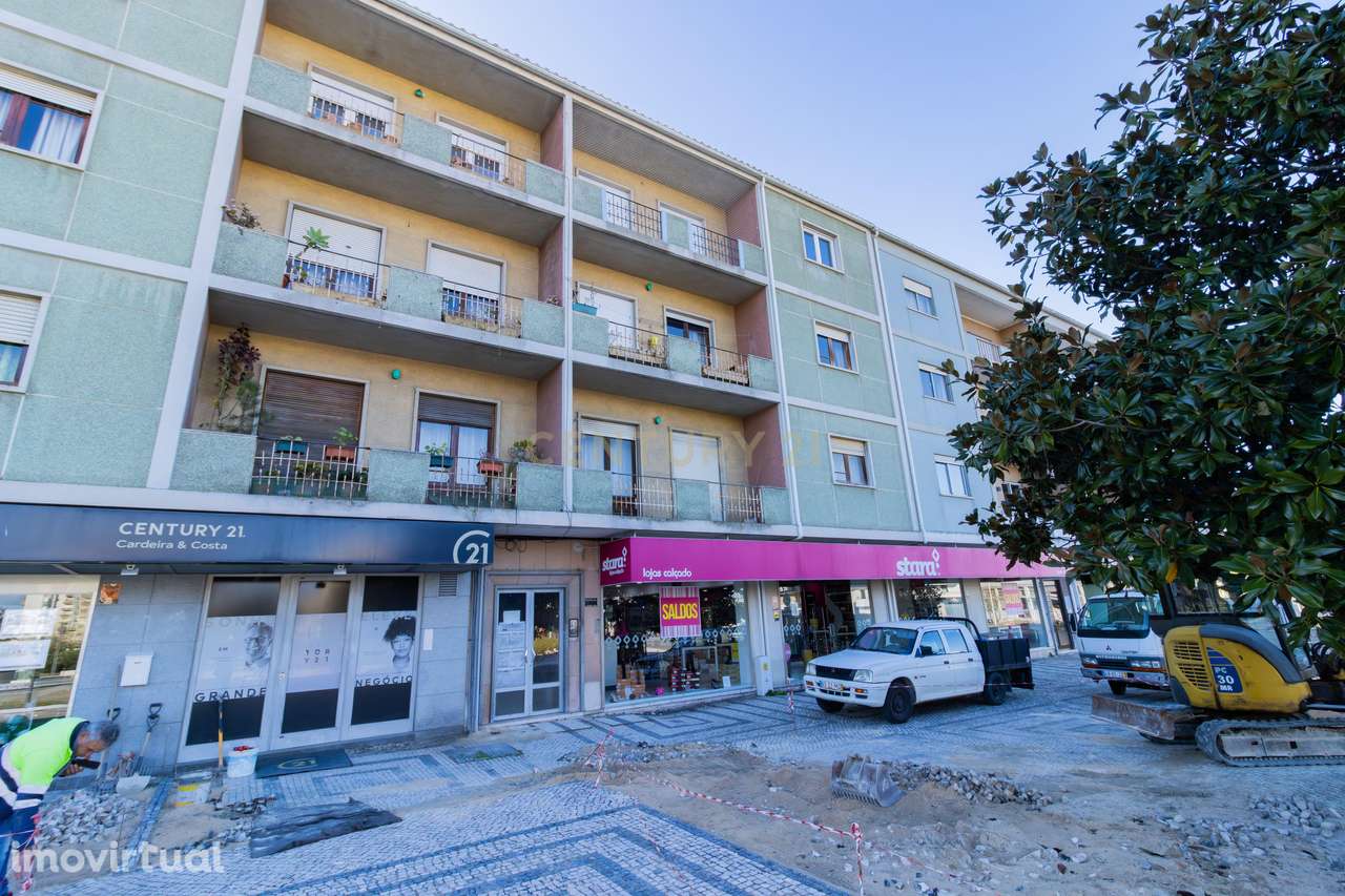 Apartamento T4 no Centro da Marinha Grande | Excelente Oportunidade de - Grande imagem: 2/4