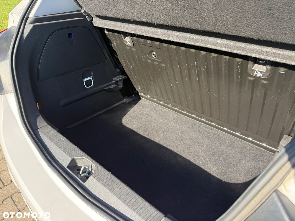 Opel Corsa 1.4 Enjoy - 8