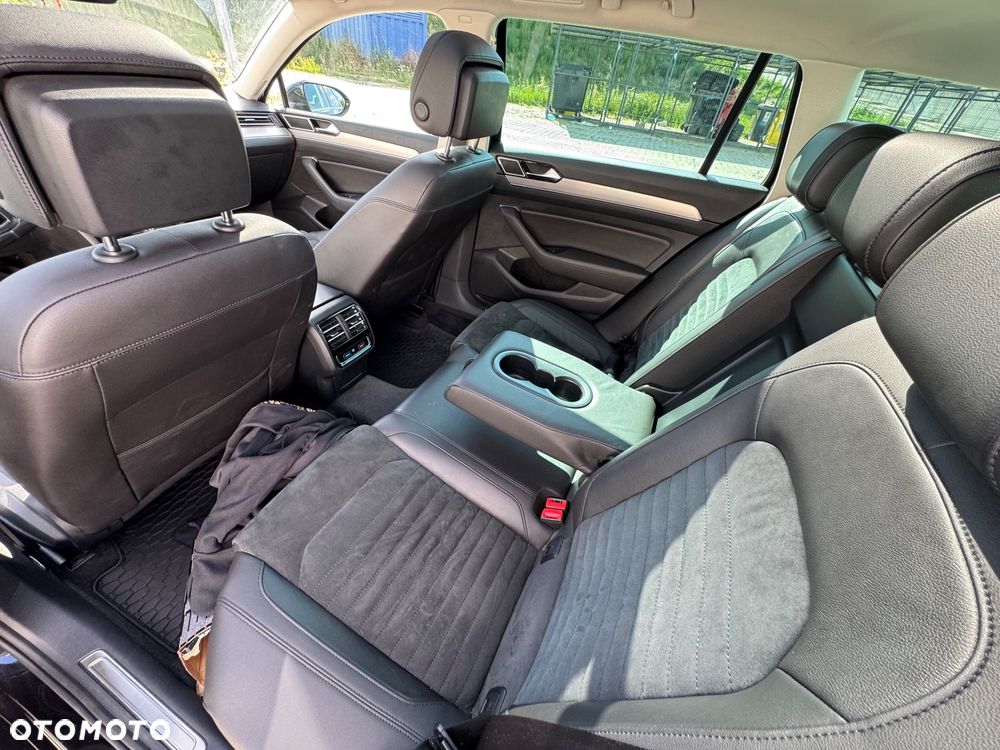 Volkswagen Passat - 7