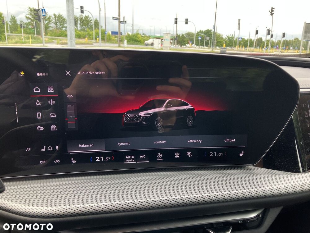 Audi Q5 Sportback - 22