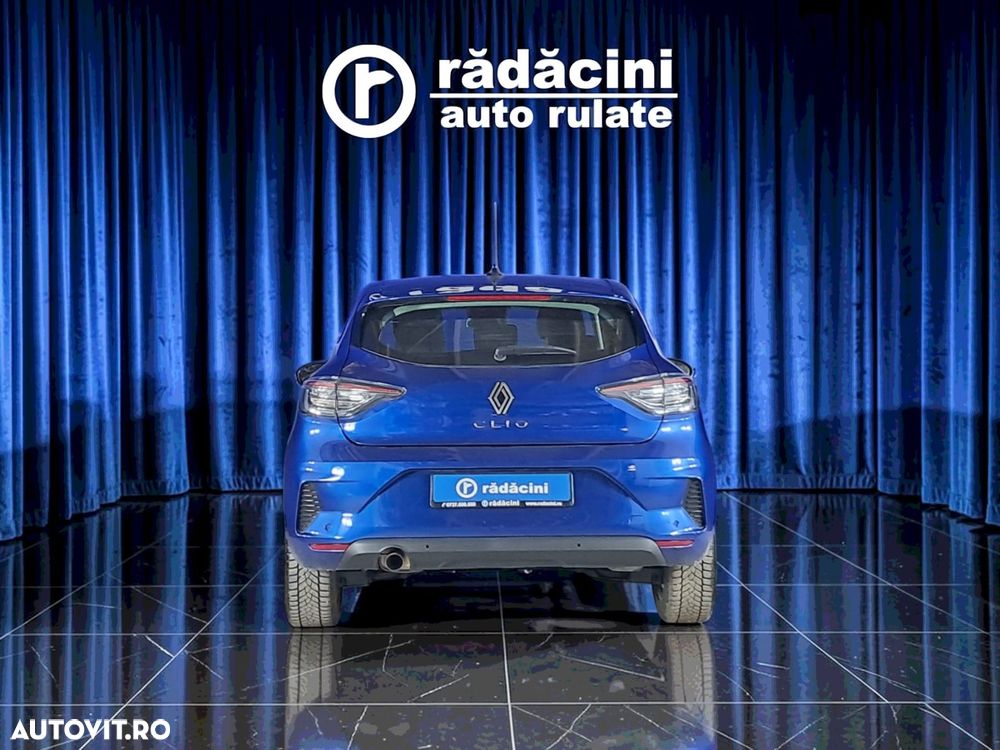 Renault Clio - 9