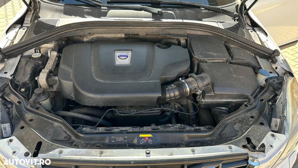 Volvo XC 60 2.4D AWD Summum - 6