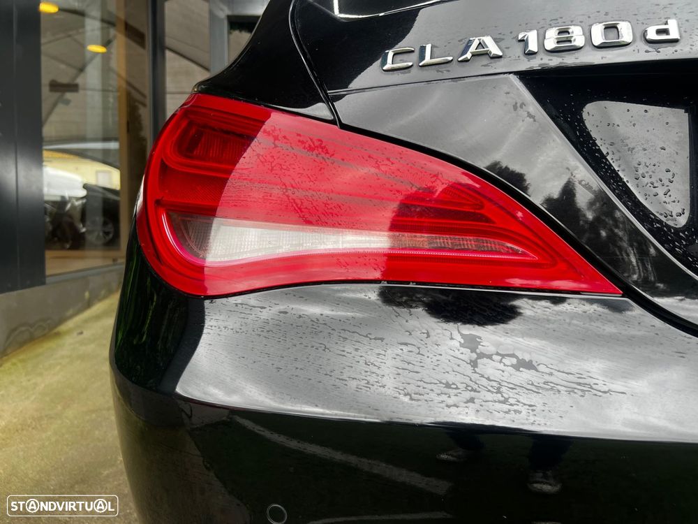 Mercedes-Benz CLA 180 d Shooting Brake - 50