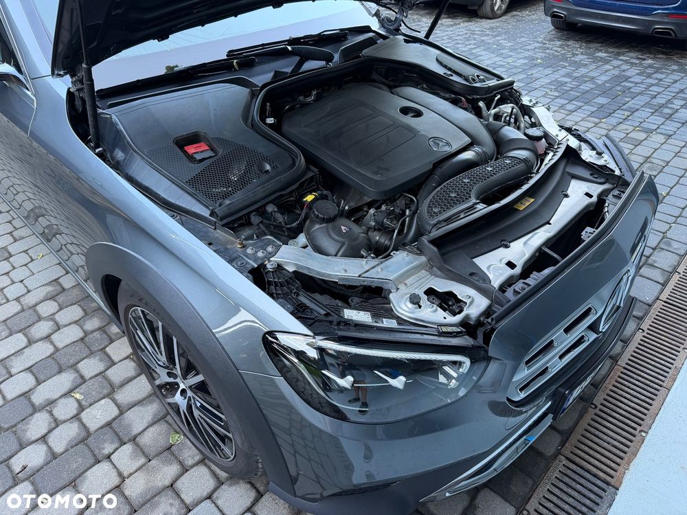 Mercedes-Benz Klasa E 200 4Matic All-Terrain 9G-TRONIC Avantgarde - 15