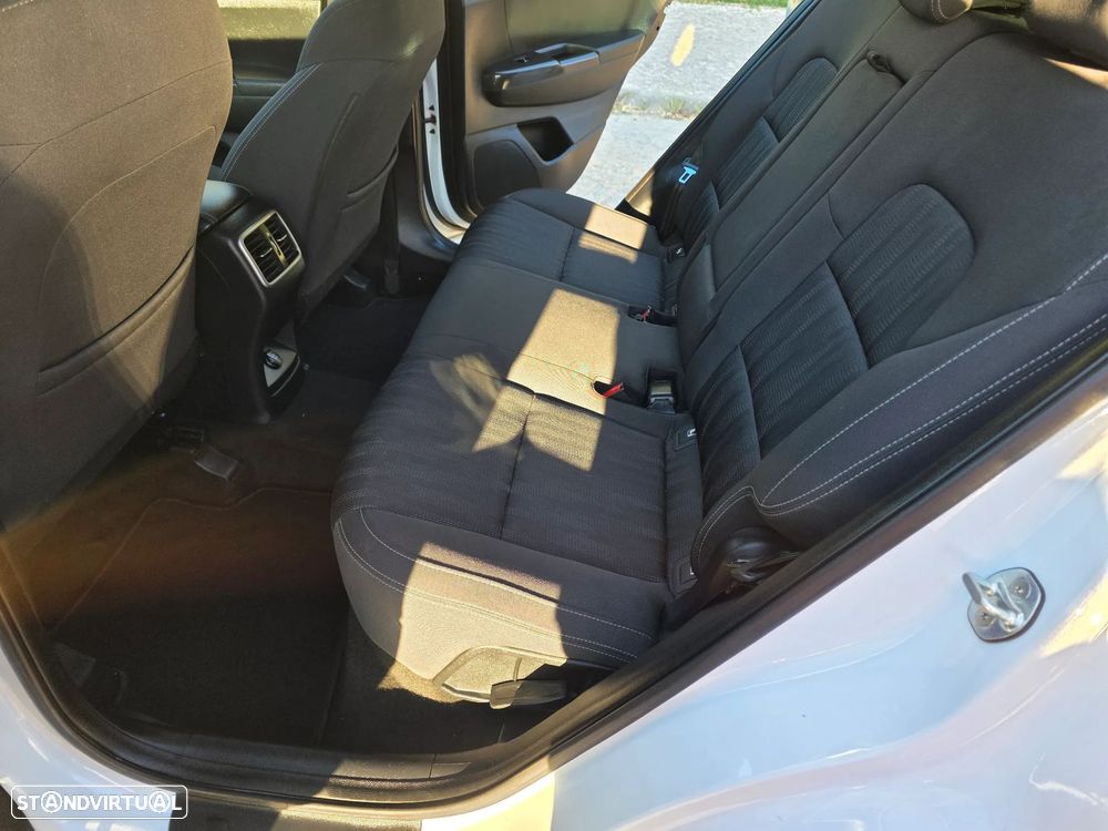 Kia Sportage 1.6 GDI ISG Nav Line - 16