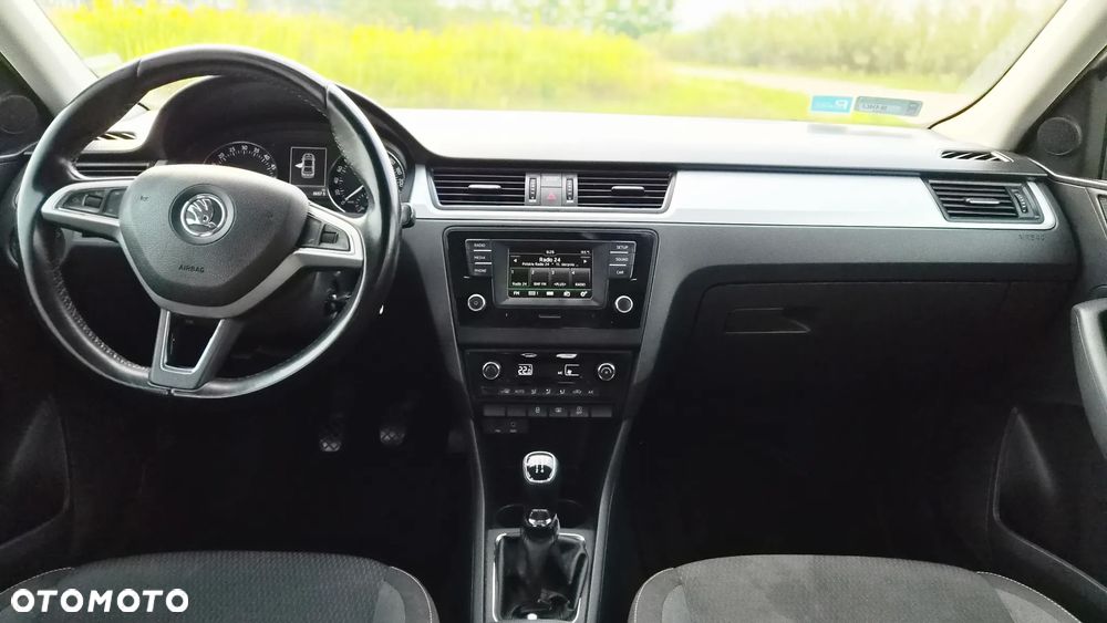 Skoda RAPID 1.6 TDI DPF Style - 9