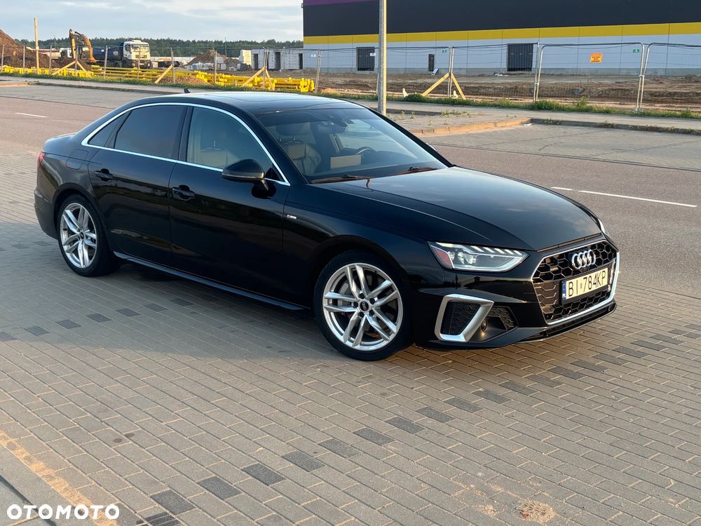 Audi A4 Limousine - 4