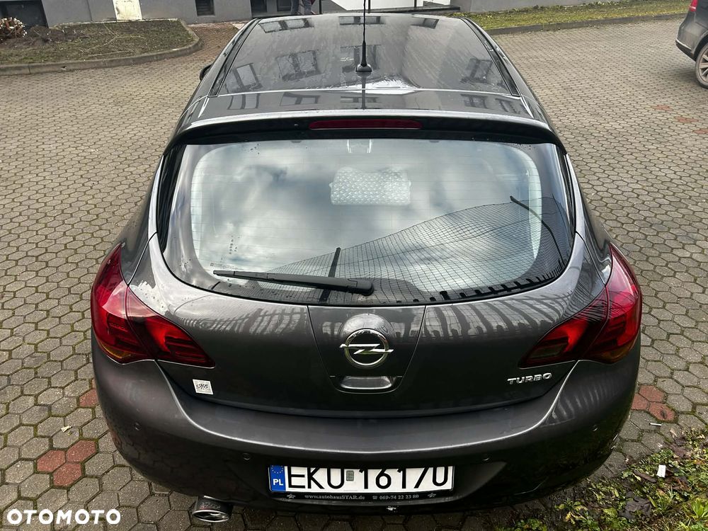 Opel Astra 1.4 Turbo Cosmo - 3