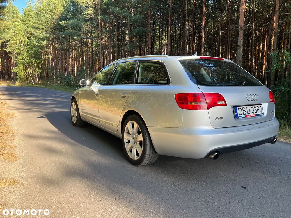 Audi A6 Avant - 1
