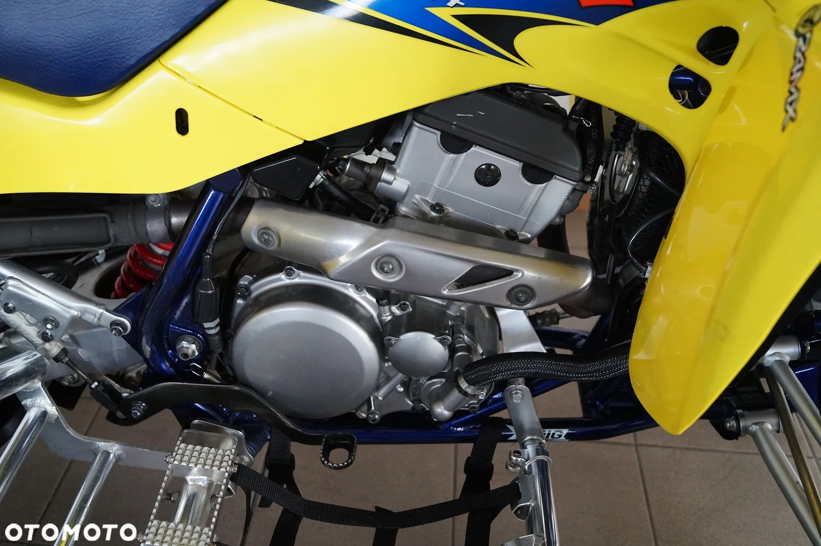 Suzuki Inny - 12