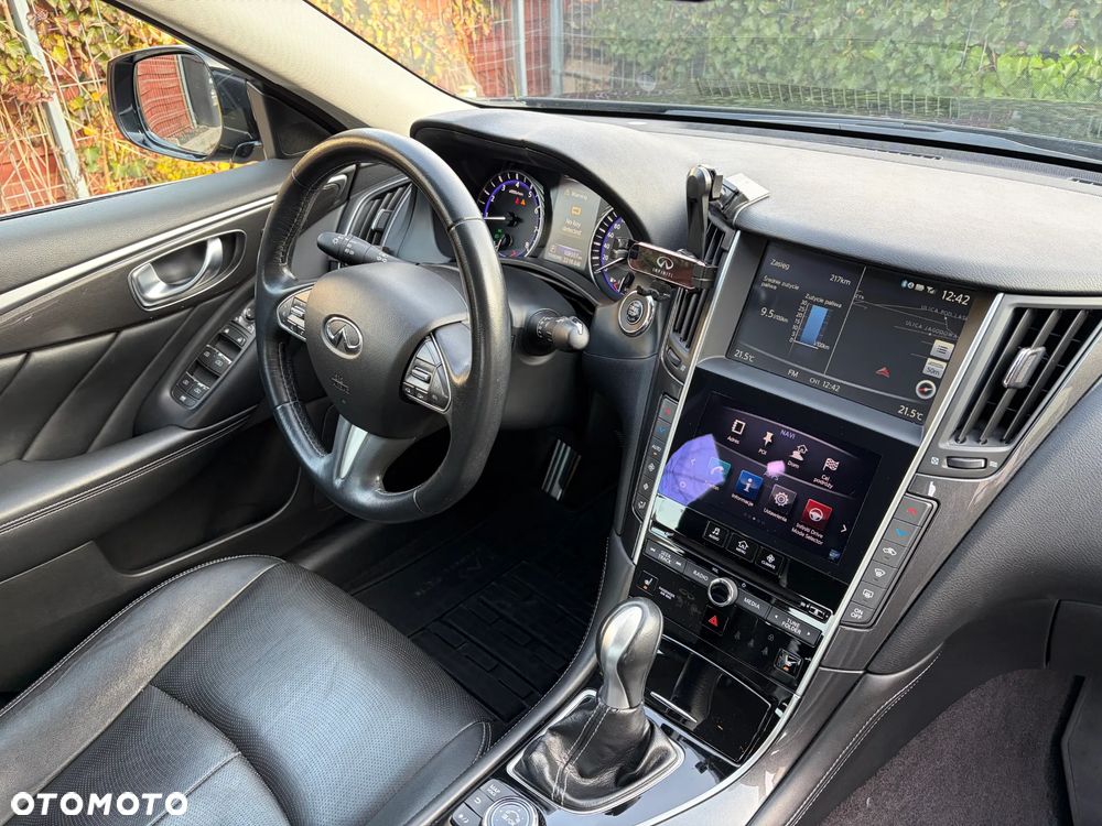 Infiniti Q50 2.0t Premium Sound Studio by Bose - 23