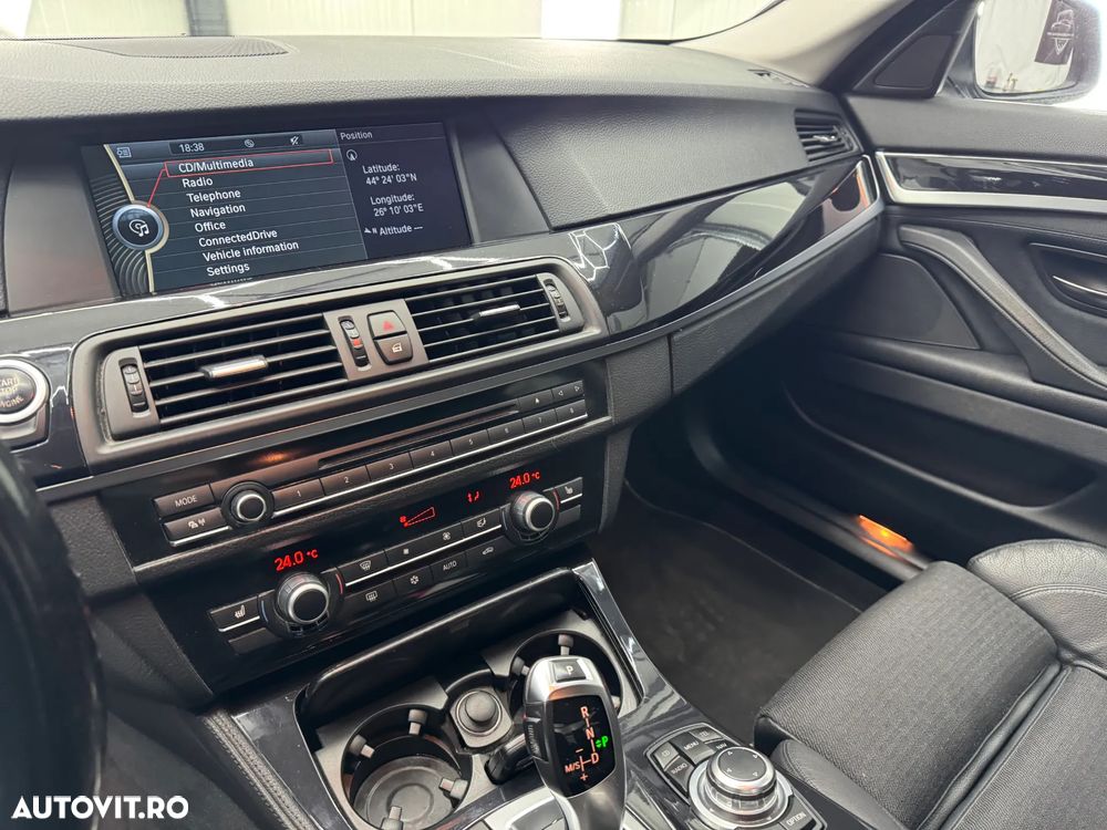 BMW Seria 5 520d Aut. - 21