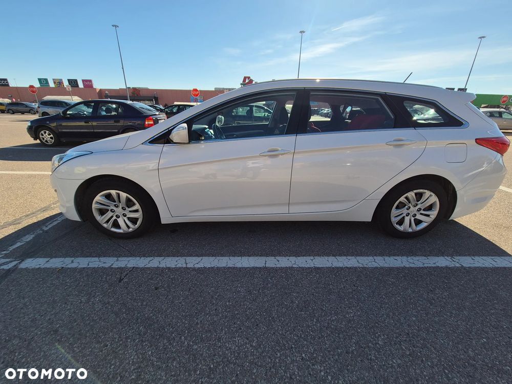 Hyundai i40 Kombi 1.6 Trend - 2