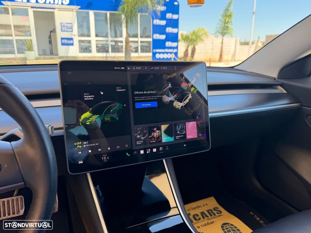 Tesla Model 3 Standard Range Plus RWD - 23