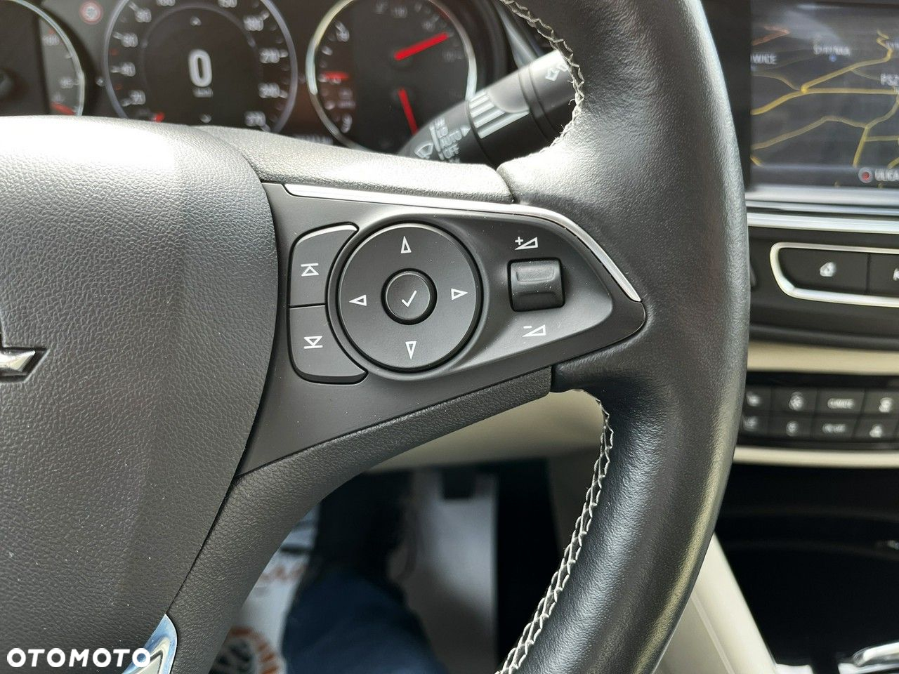 Opel Insignia - 23