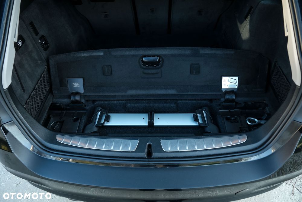 BMW Seria 3 320d Sport Line Shadow - 36