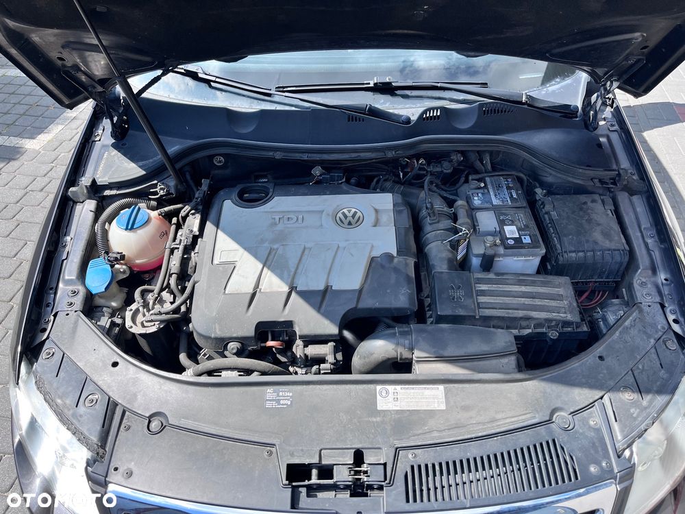 Volkswagen Passat 2.0 TDI DPF Highline DSG - 13