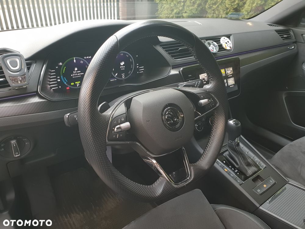Skoda Superb 1.4 TSI Plug-In Hybrid Sportline DSG - 11