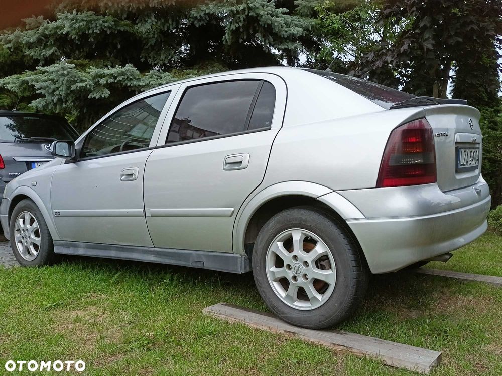 Opel Astra - 3