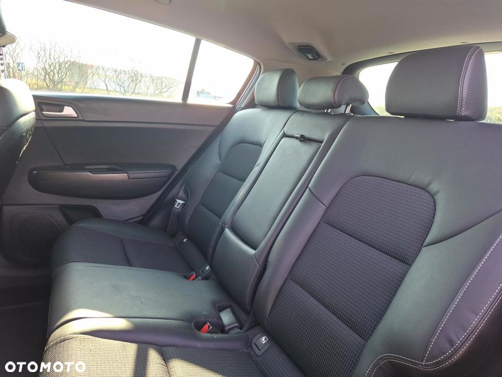 Kia Sportage 1.6 GDI L 2WD - 16