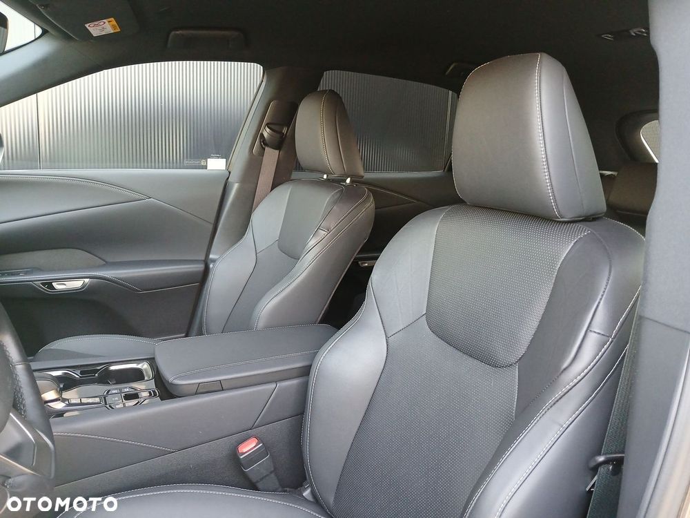 Lexus RX 450h+ Prestige - 13