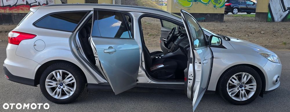 Ford Focus 1.6 TDCi DPF Trend - 12