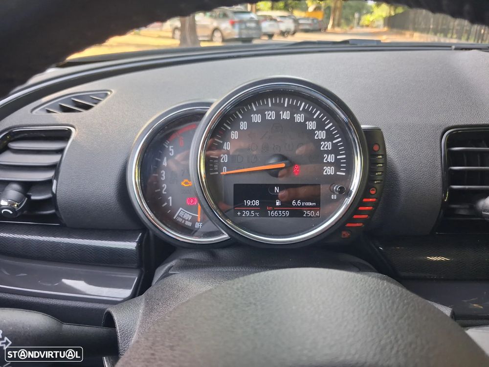 MINI Clubman One D - 14