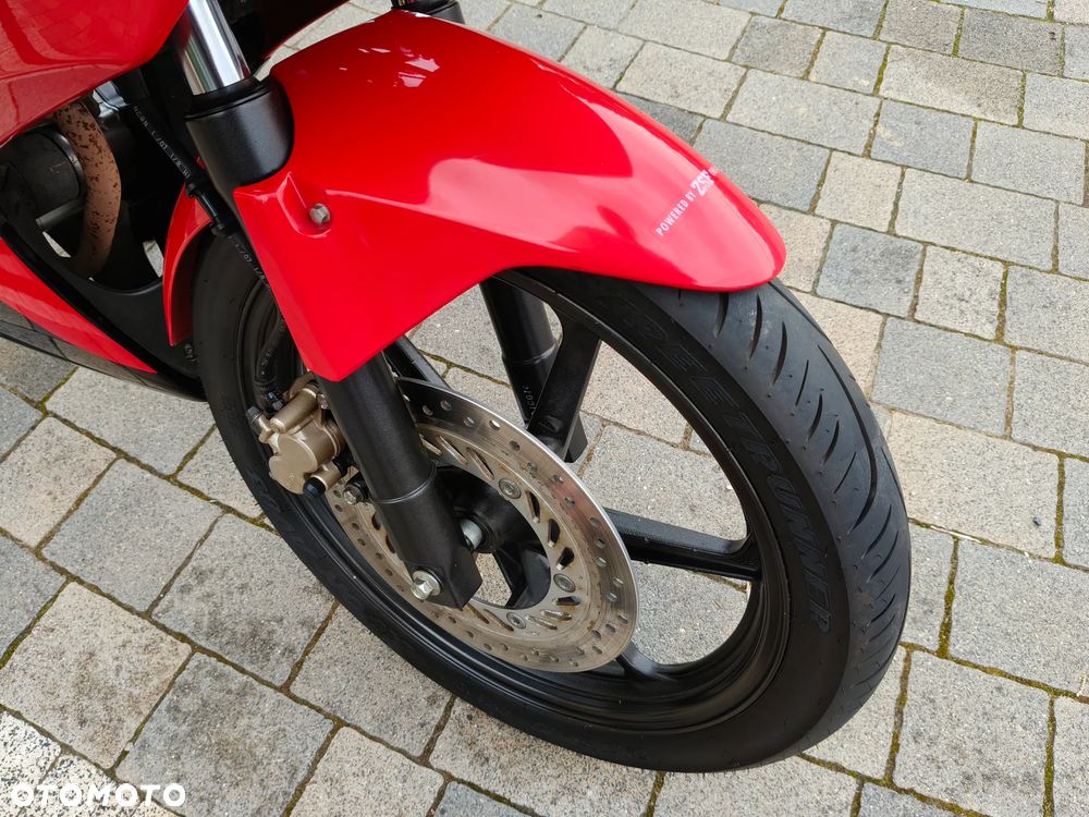 Honda CBR - 15