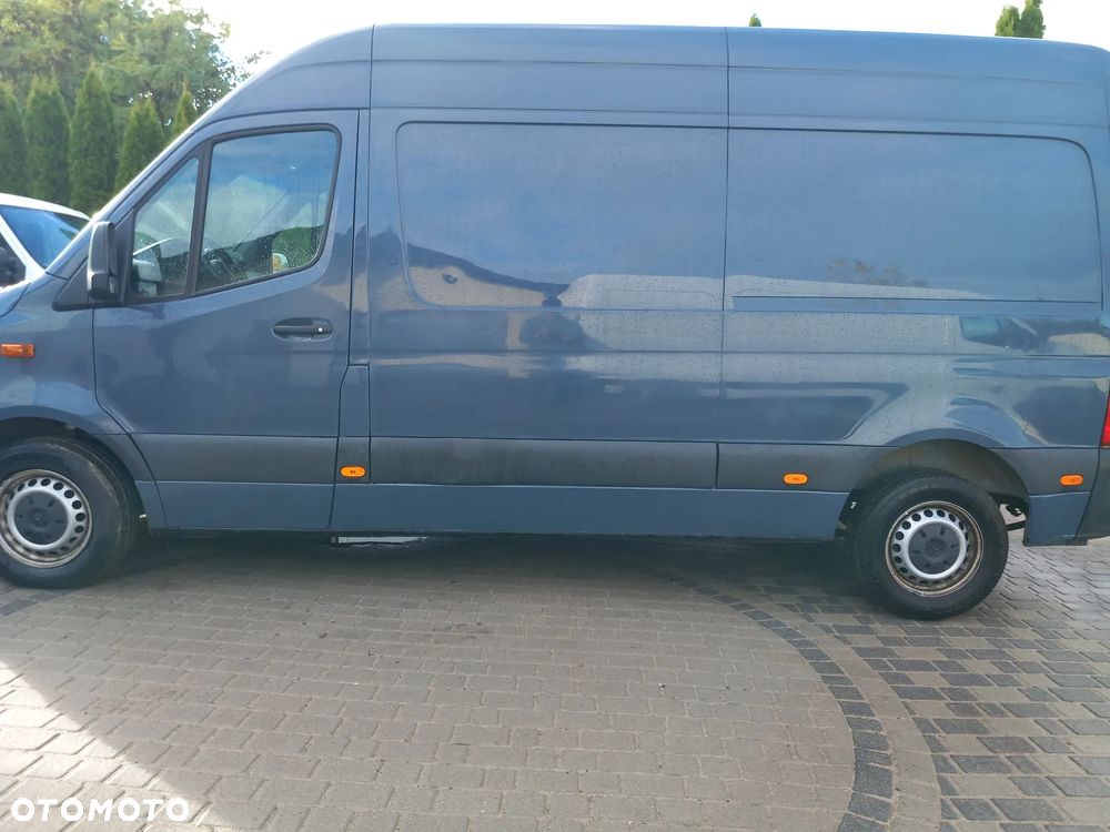 Mercedes-Benz Sprinter - 3
