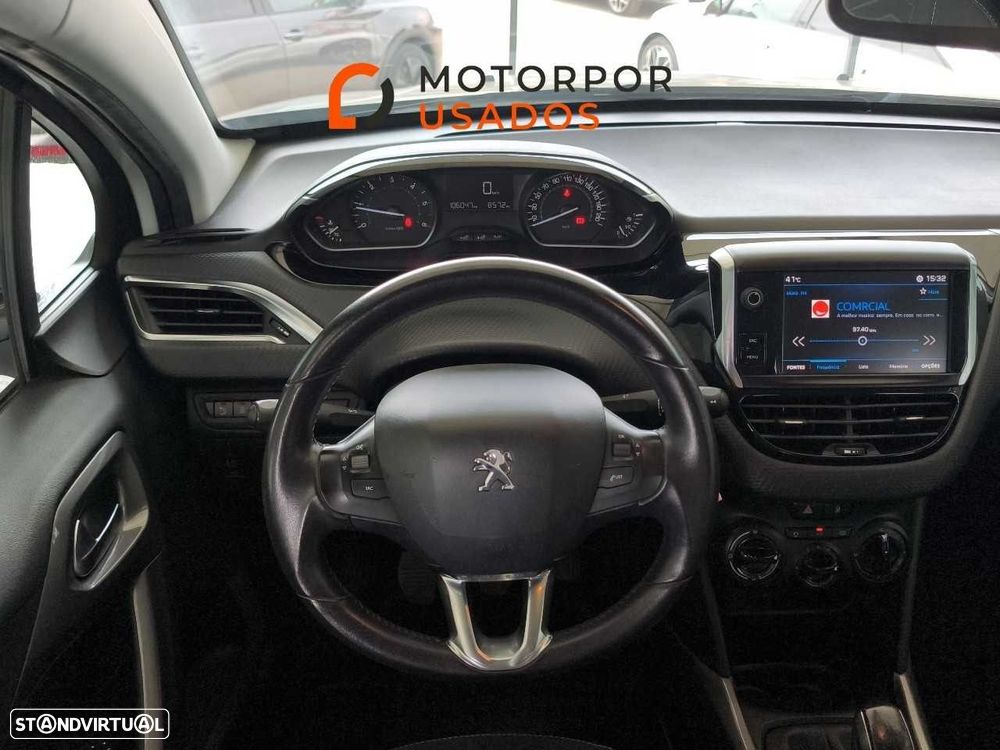 Peugeot 2008 1.6 BlueHDi Style - 12