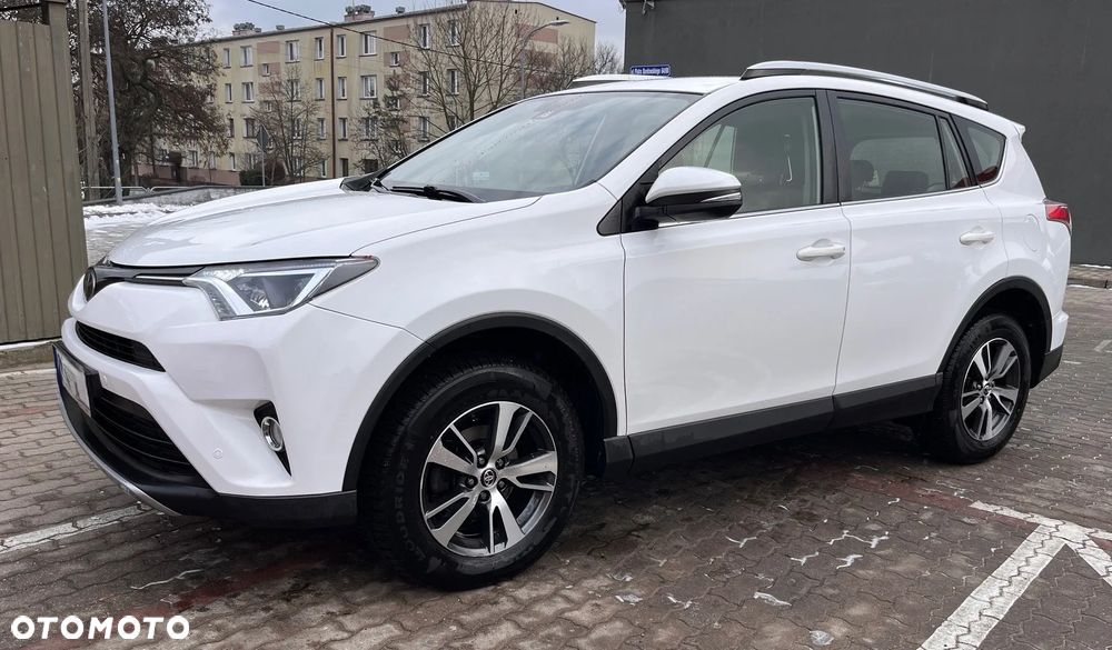 Toyota RAV4 2.0 D-4D 4x2 Start-Stop Comfort - 1