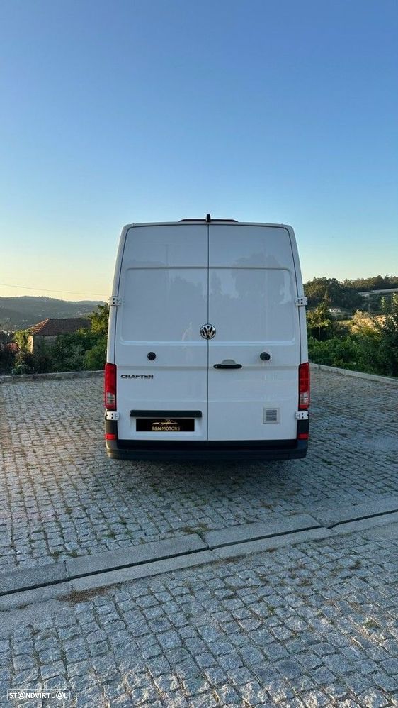 VW Crafter 35 2.0 TDi 140 Medio Tecto Baixo BlueMotion - 6
