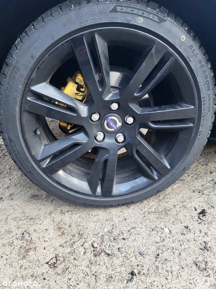 Volvo V40 D2 R Design - 11