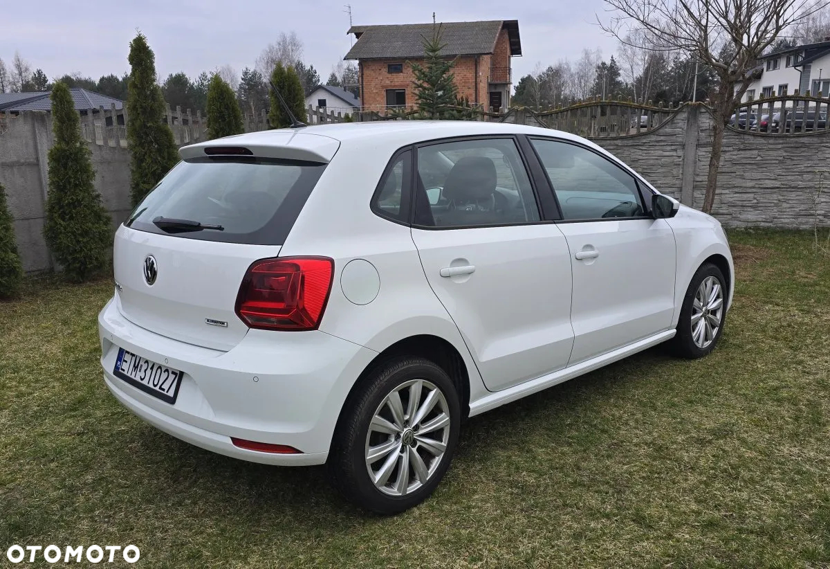 Volkswagen Polo 1.0 (Blue Motion Technology) Comfortline - 19