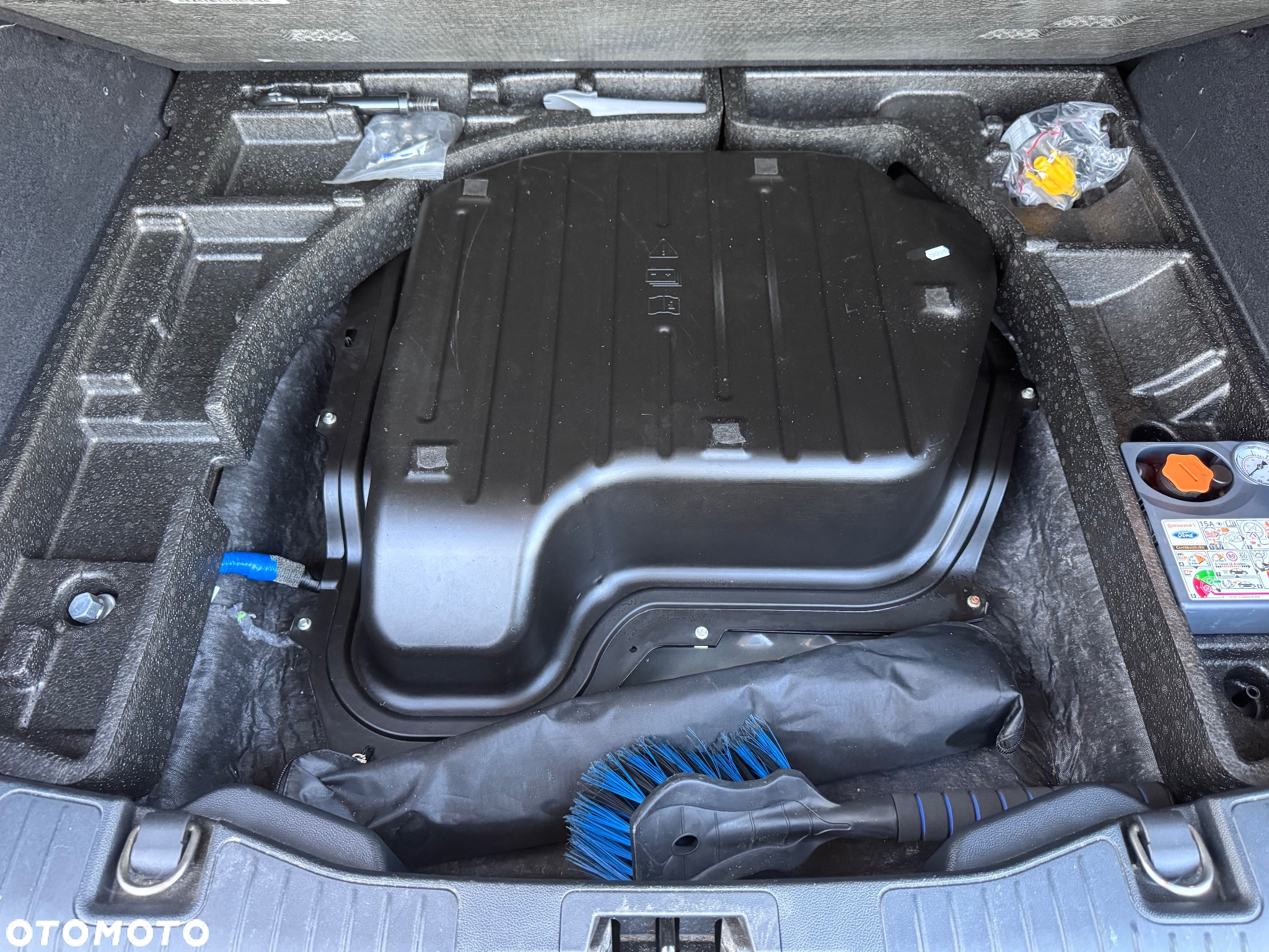 Ford Kuga 2.0 EcoBlue Hybrid TITANIUM - 5