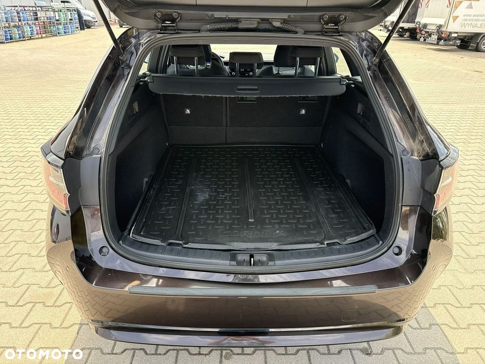 Toyota Corolla 1.8 Hybrid GPF Comfort - 16