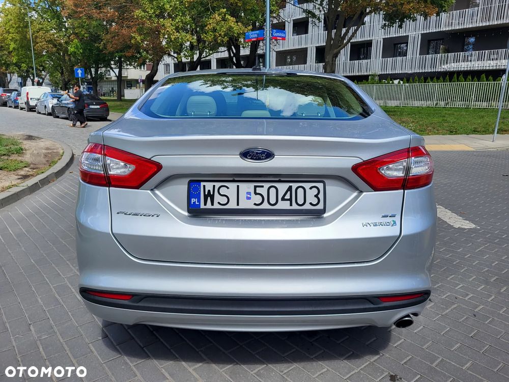 Ford Mondeo - 28