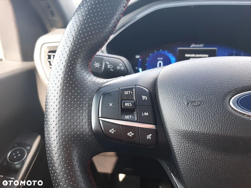 Ford Kuga 1.5 EcoBoost FWD ST-Line - 21