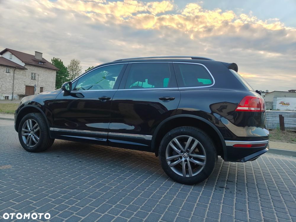 Volkswagen Touareg 3.0 V6 TDI BMT Perfectline R-Style - 6