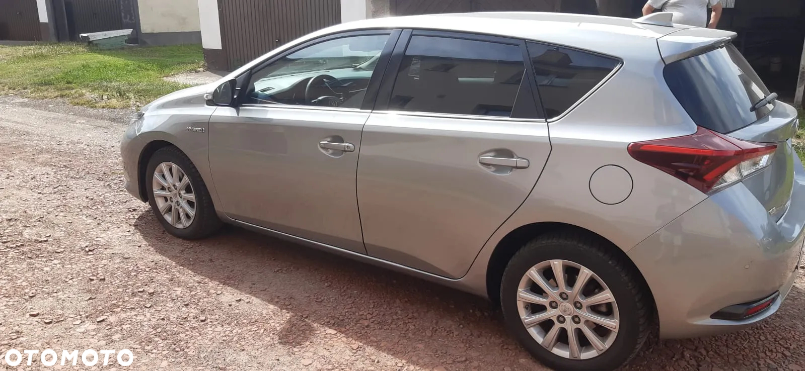Toyota Auris 1.8 VVT-i Hybrid Automatik Executive - 3