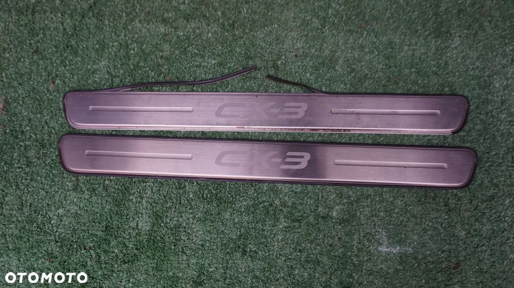 Mazda CX3 CX-3 2.0 B 1.5 D nakladka oslona listwa progu przedniego lewa prawa