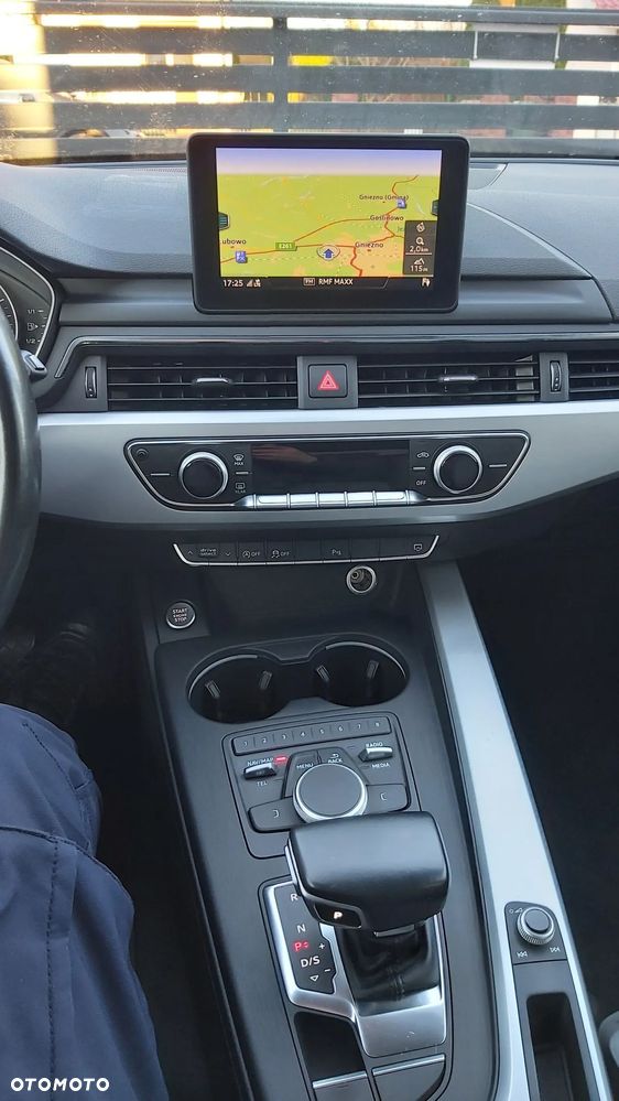 Audi A4 Avant 2.0 TDI Quattro Design S tronic - 18