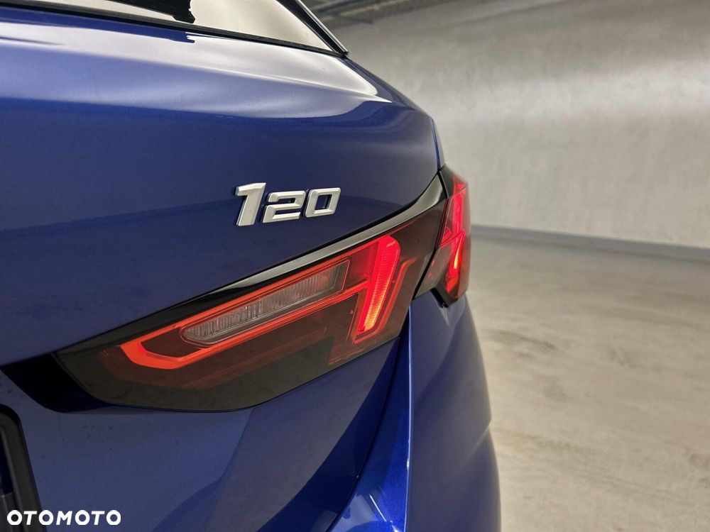 BMW Seria 1 - 22