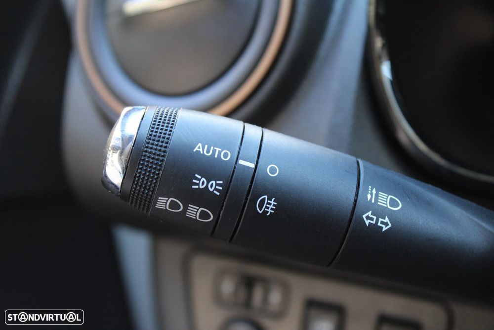 Dacia Spring Comfort Plus - 12
