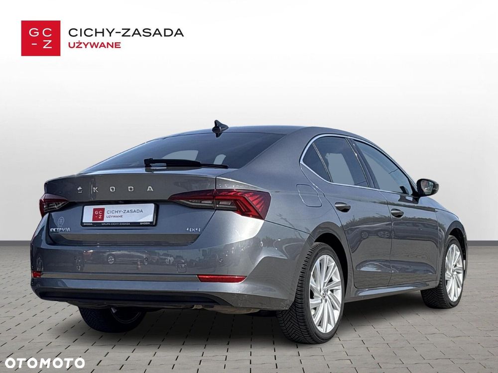Skoda Octavia 2.0 TSI 4x4 Style DSG - 5