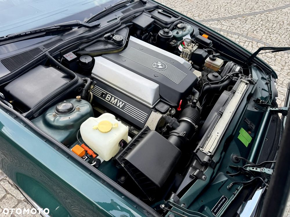 BMW Seria 7 - 37