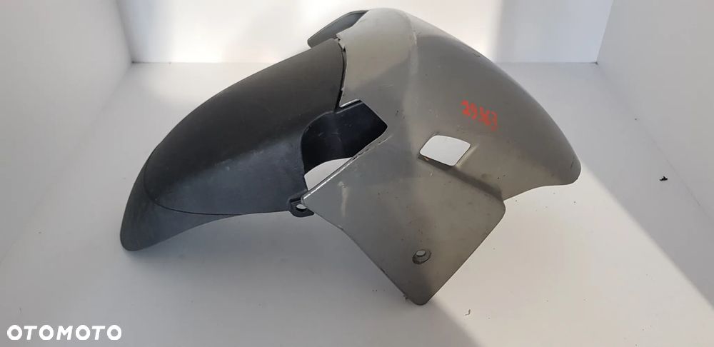 Gilera GP800 Błotnik Przód Przedni - 1